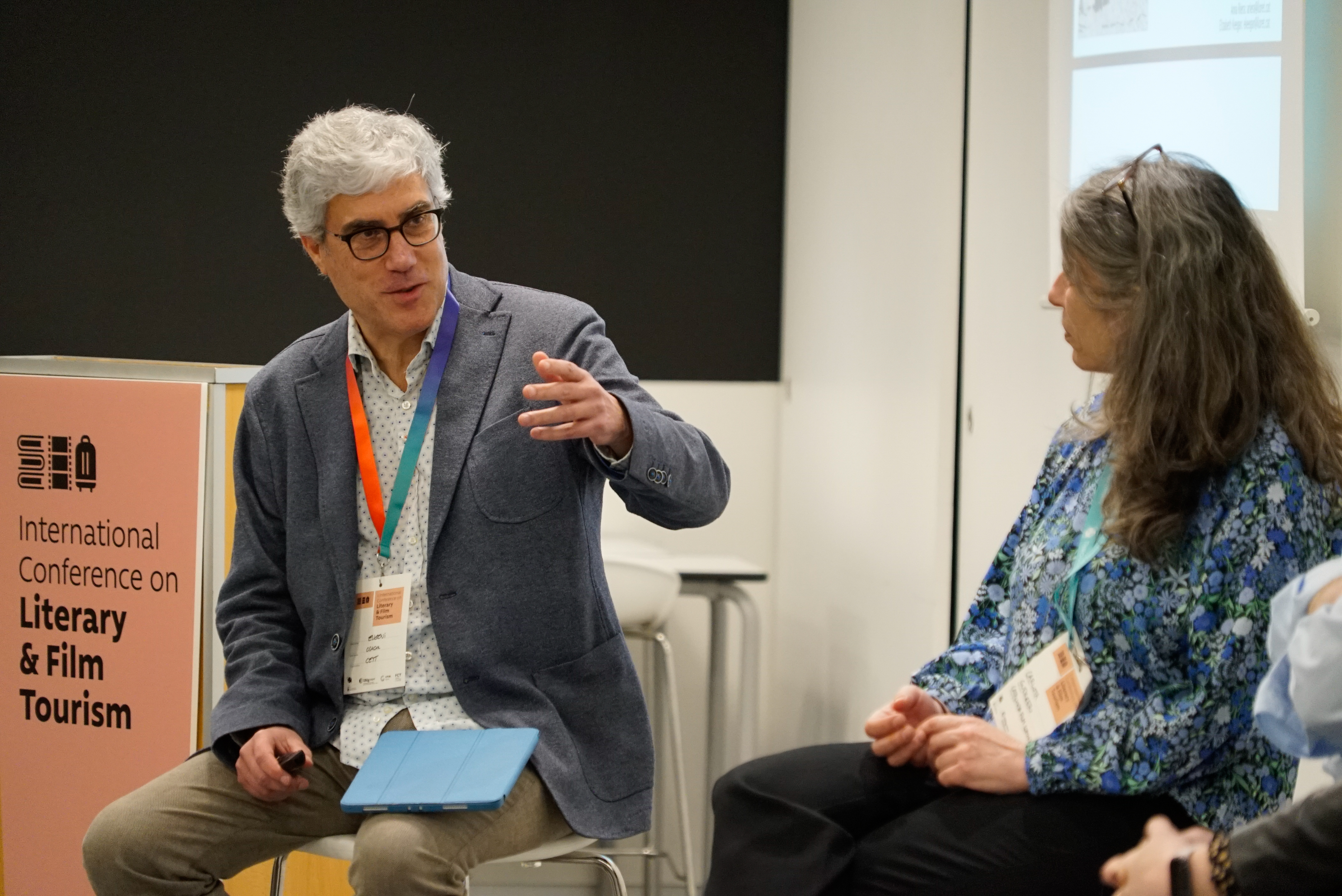 Photography from: Qué nos explican los y las profesionales sobre la relación entre literatura, cine y turismo? | CETT